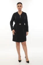 Čierne šaty s polozipsom, koženkovými detailmi a opaskom