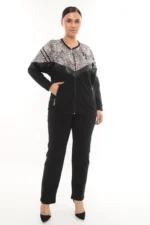 Dámsky komplet s leopardím vzorom a zipsovou mikinou