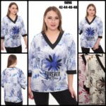 Dámska tunika s kvetinovou potlačou a kontrastným V-výstrihom